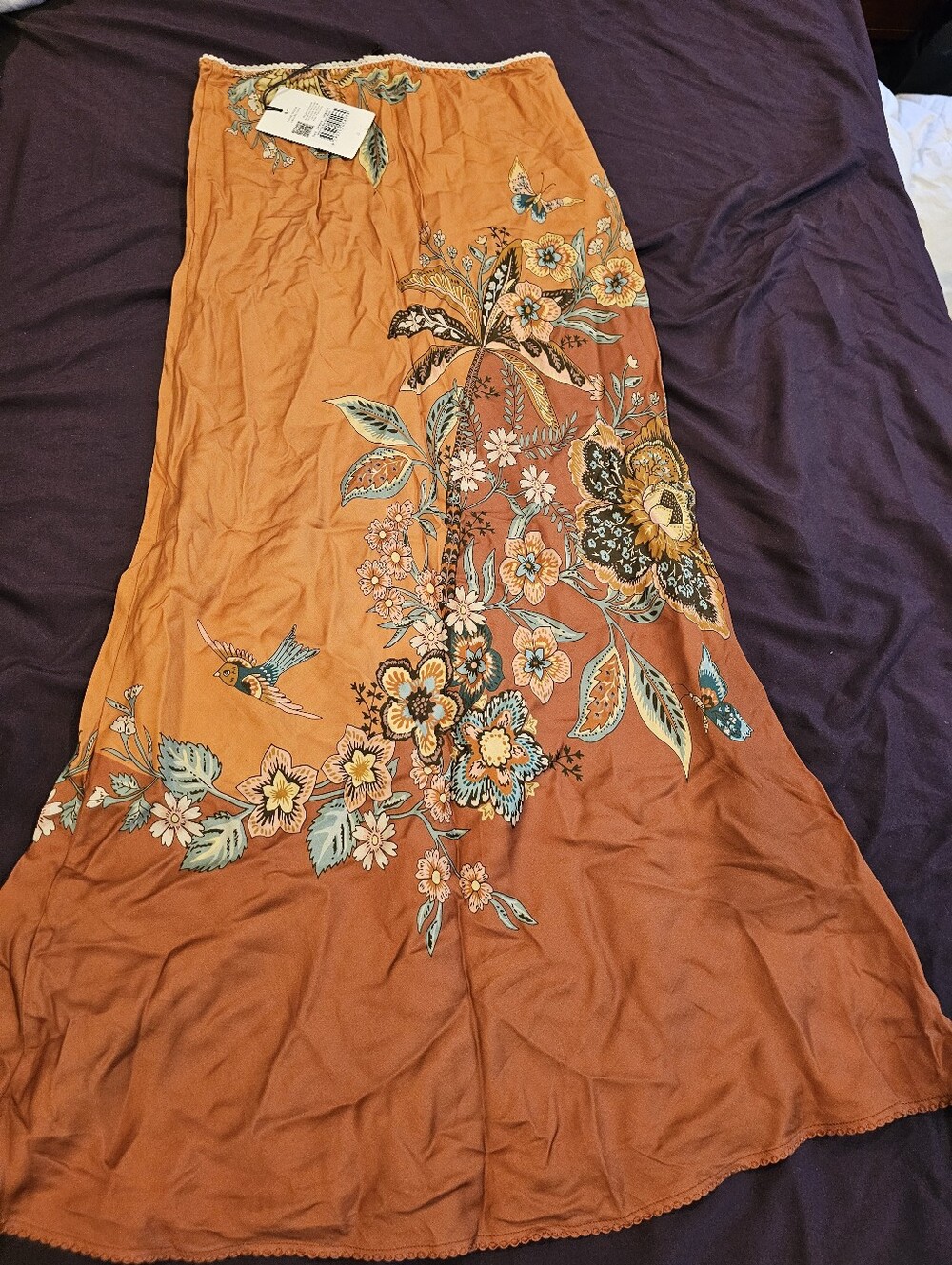 Spell - Mojave Lily Bias Skirt (Amber) And SPELL - Mojave Lily Lace Up Cami - Picture 10 of 13